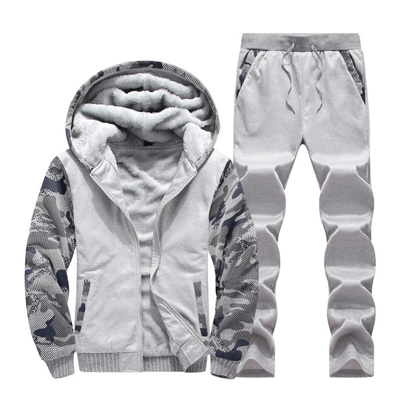 Men's Fleece-Lined Winter Tracksuit Set - Stylish & Warm Sweatshirt and Pants
